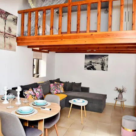Ferenikis Luxury House Old Town *